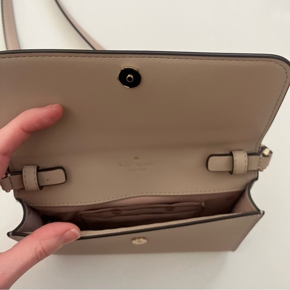 Like New Kate Spade Crossbody with Removable Strap - Picture 5 of 6